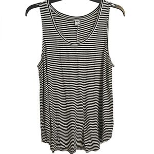 Old Navy Luxe Swing Black and White Striped Tank Top Sz M Lightweight